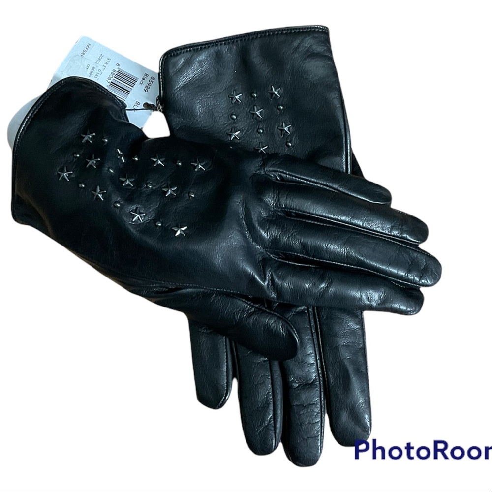 Coach🧤 - Picture 2 of 14